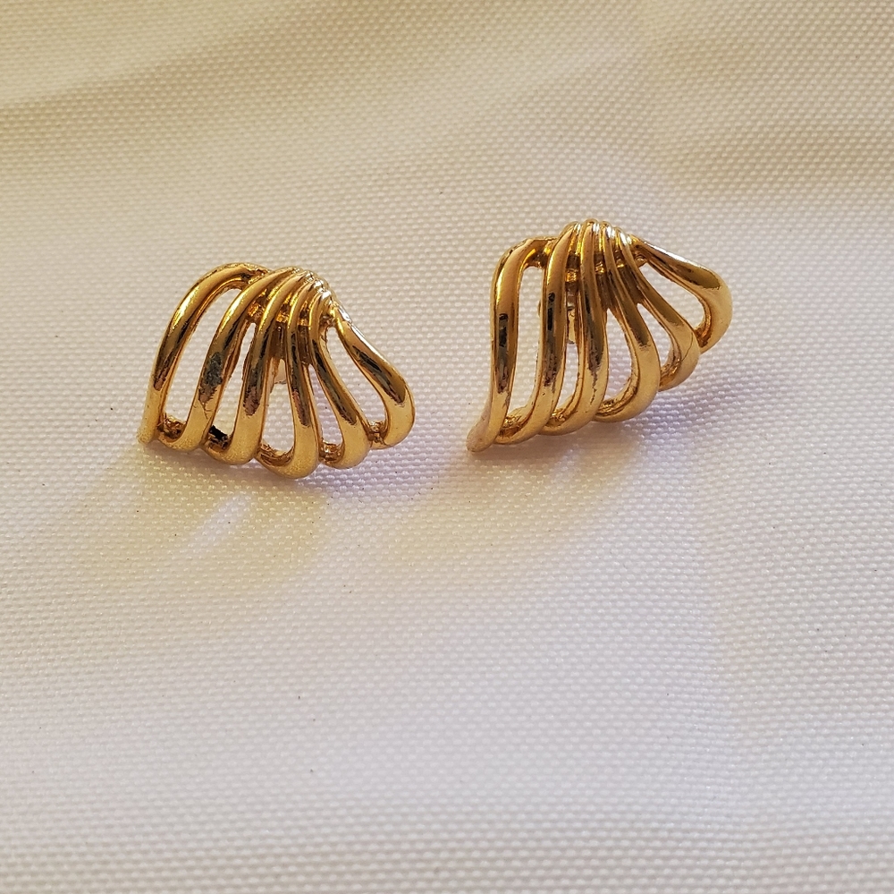 Costume jewelry